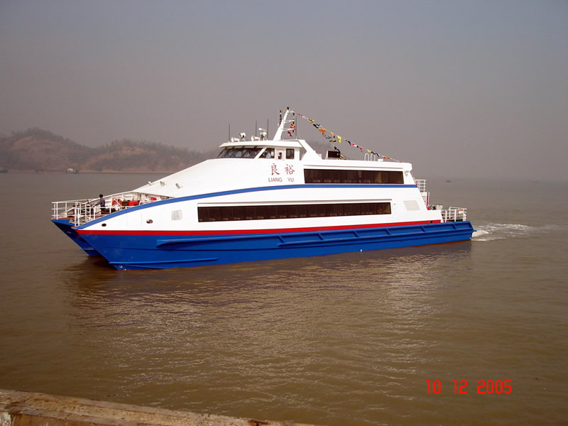 Sea Cat 33 catamaran design